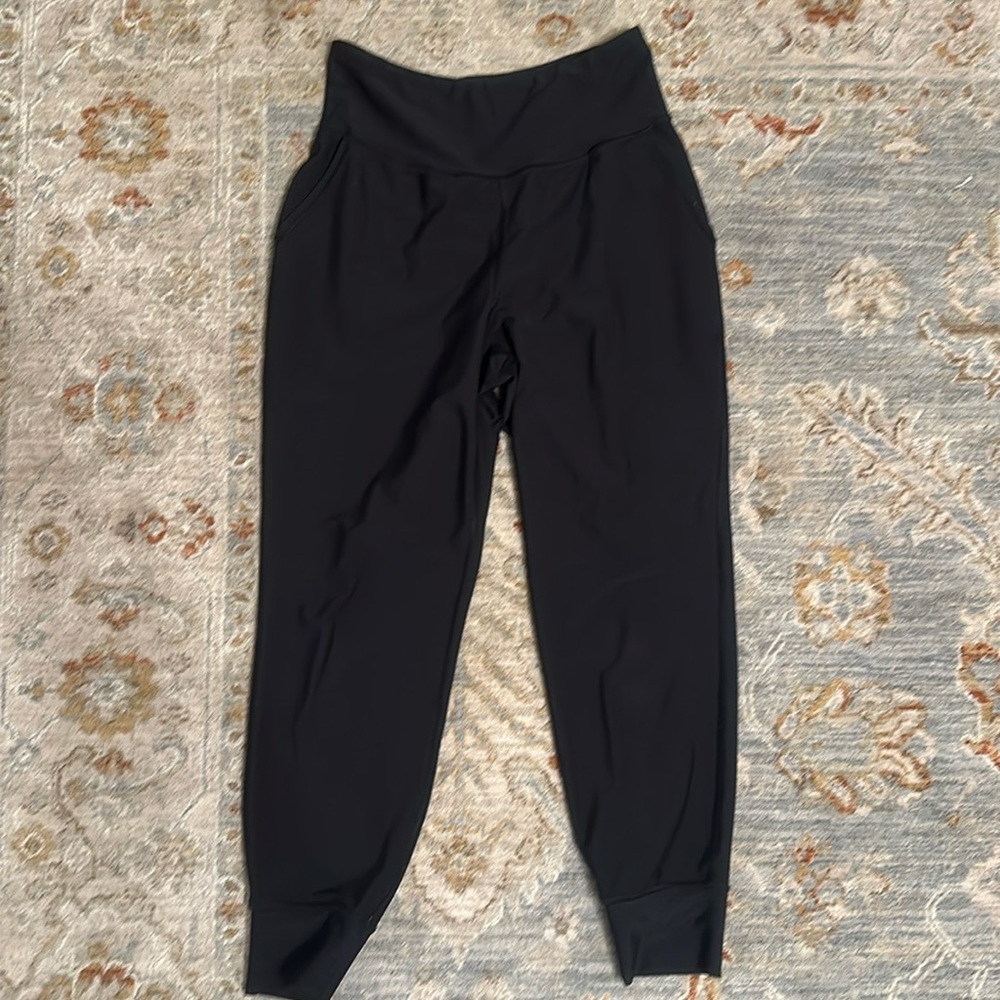 Old Navy Powersoft High-Waisted Jogger